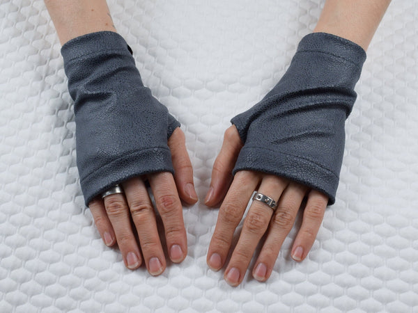 WRP Short faux leather gloves - zolnar