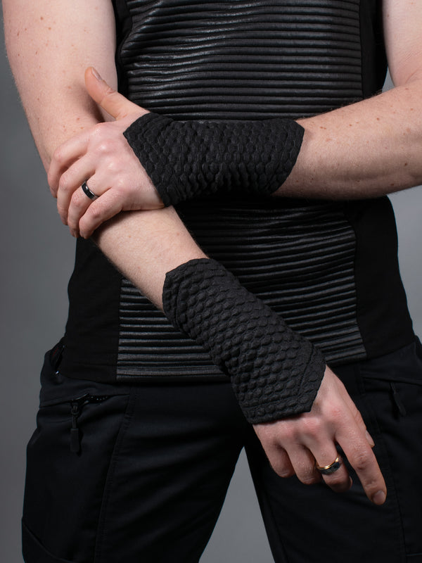 GAU Q10 Armbands