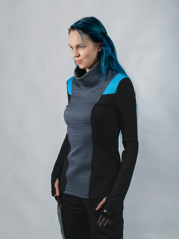 CC2-8 High collar sweater