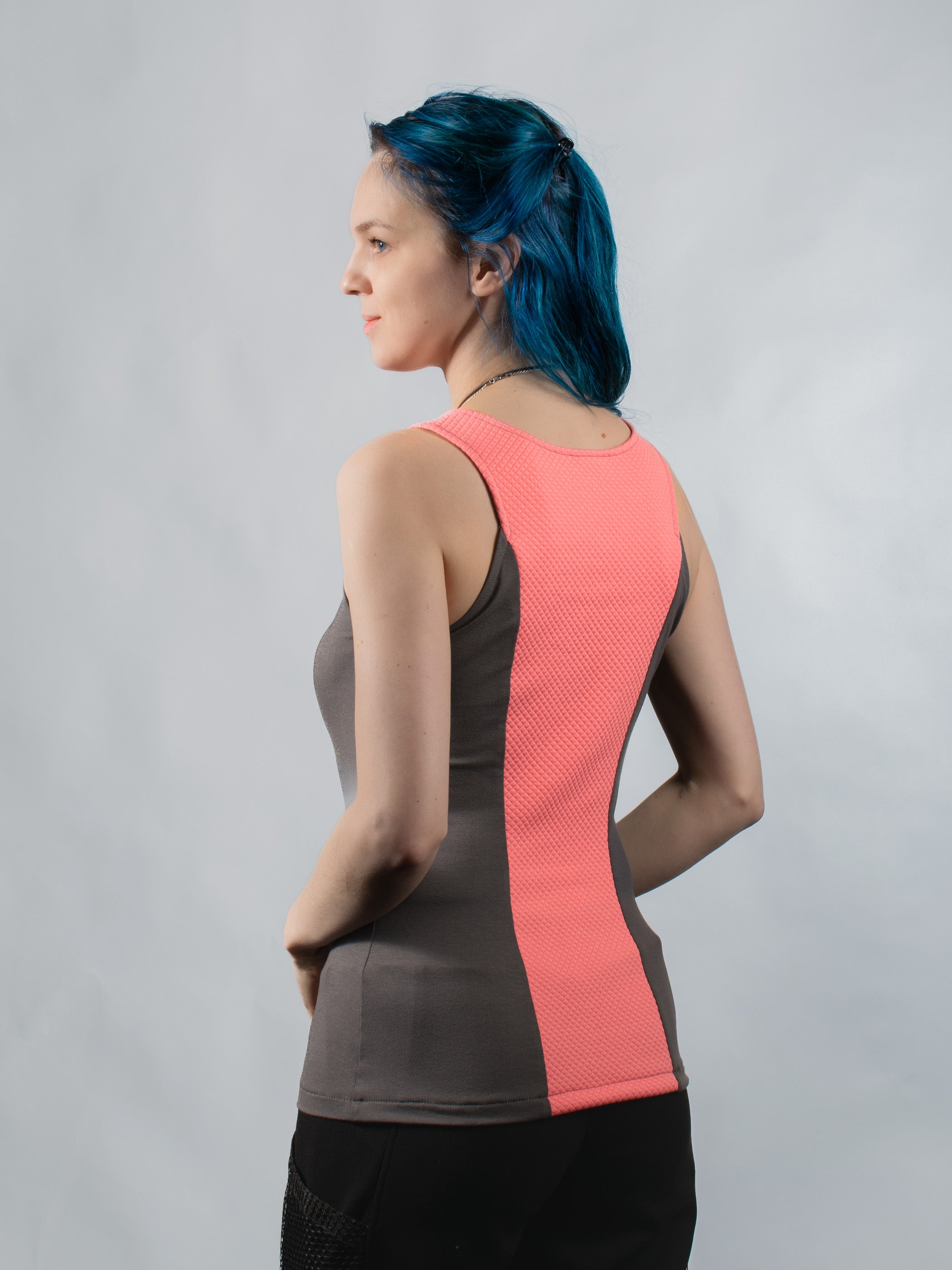 RA-68 Light pink sleeveless top