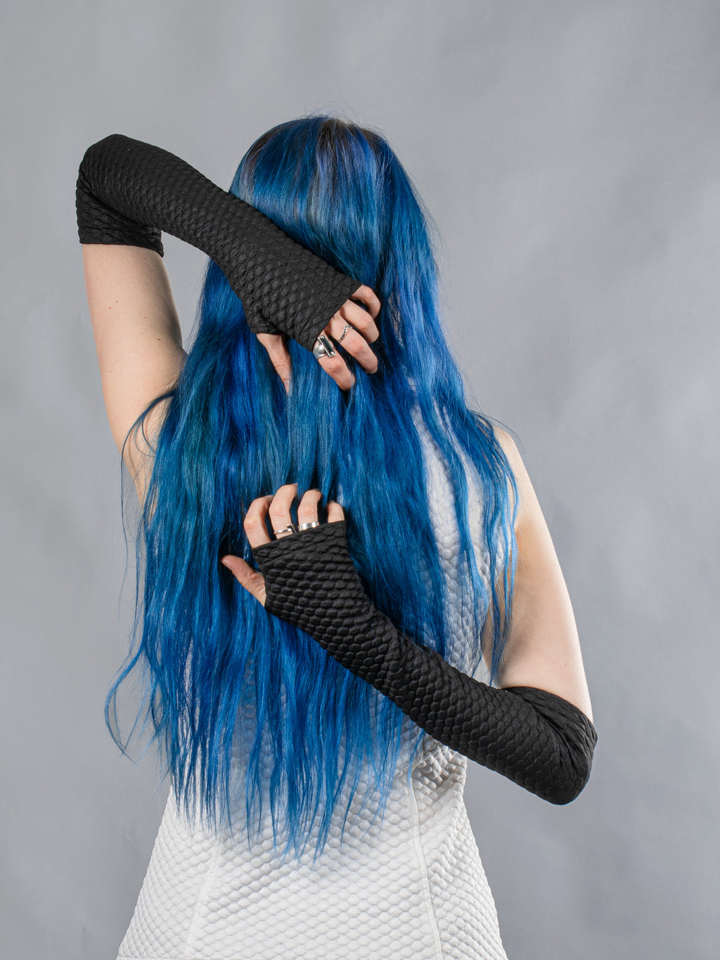 FG40 Q10 Over the elbow gloves