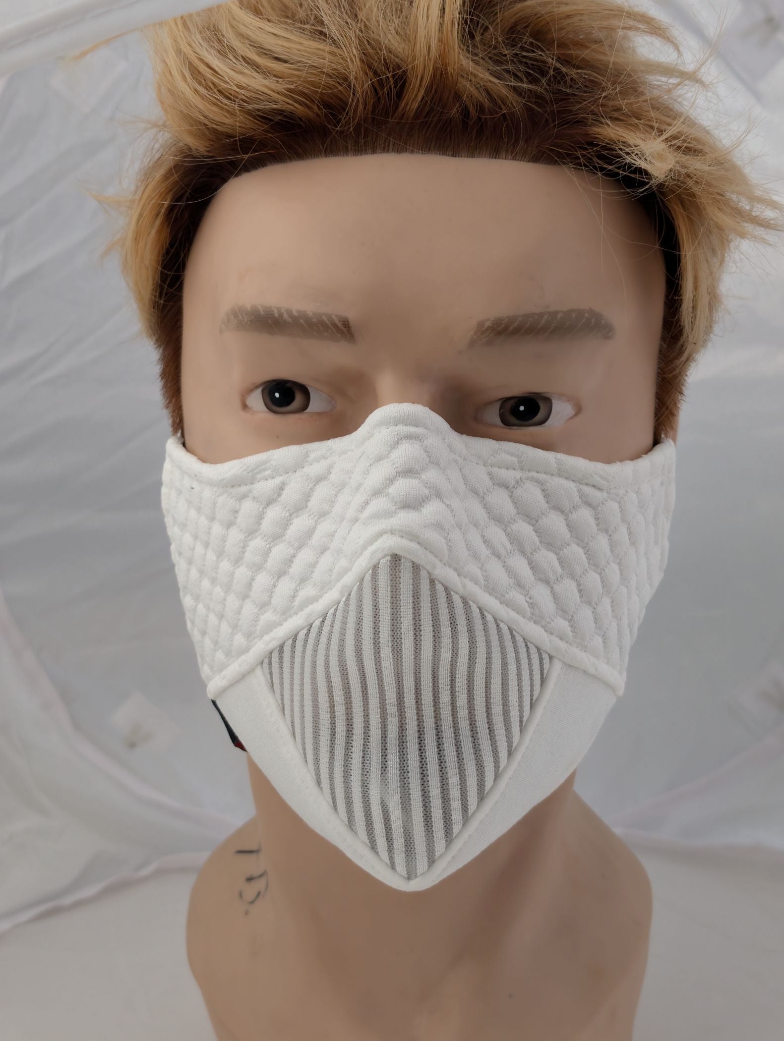 MC-03 White facemask