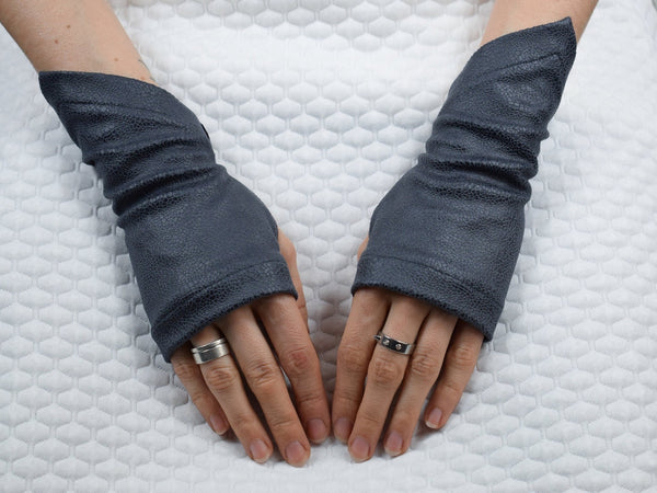 4-WRW Eco leather gloves