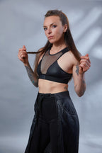 CT7 Black crop top