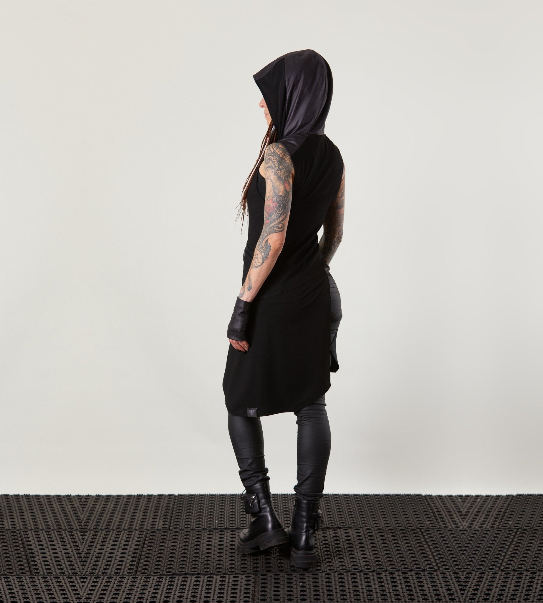 ERL Asymmetric sleeveless shirt with ERH hood