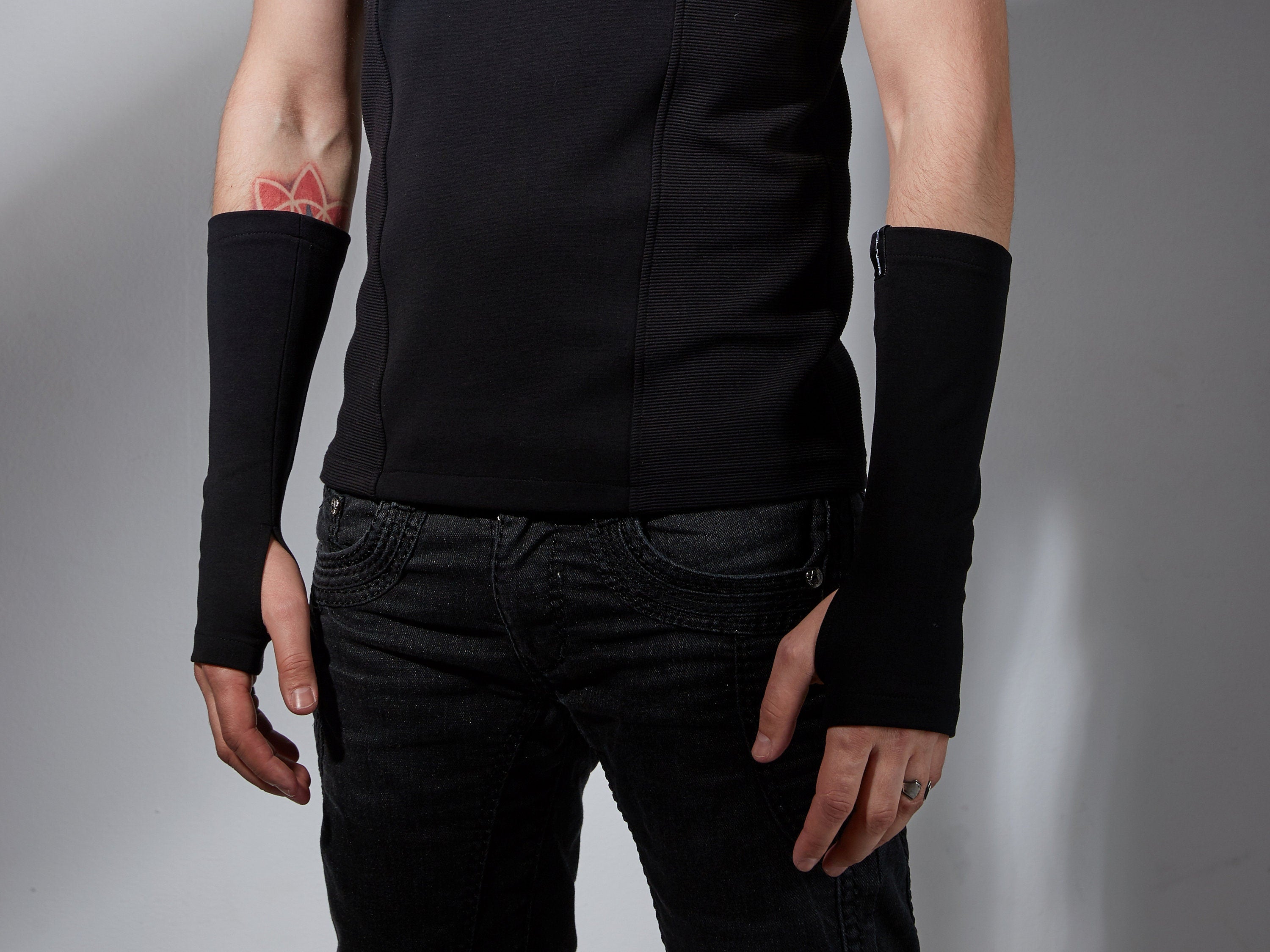 ARW-8 Gray arm warmers