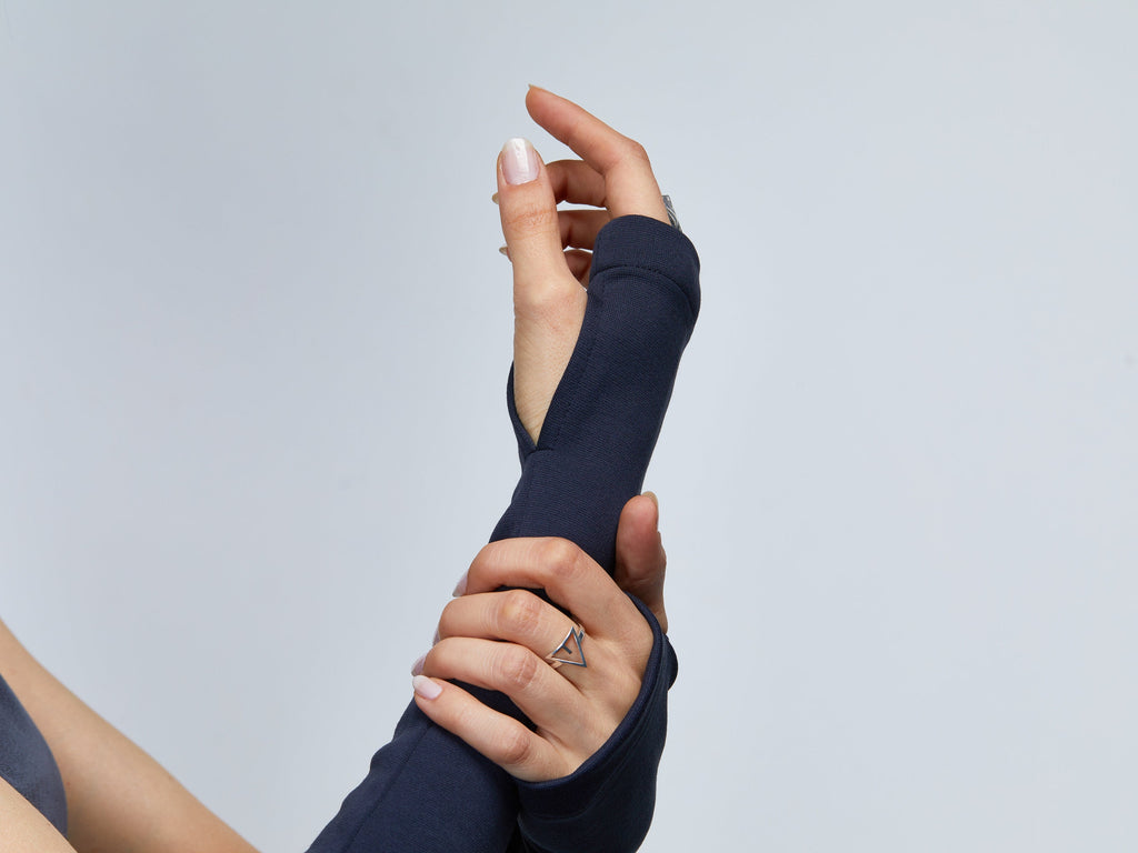 ARW-8 Gray arm warmers