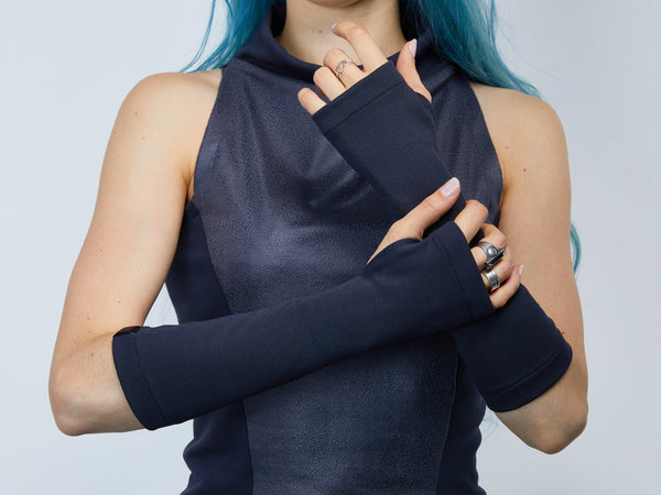 ARW-8 Gray arm warmers