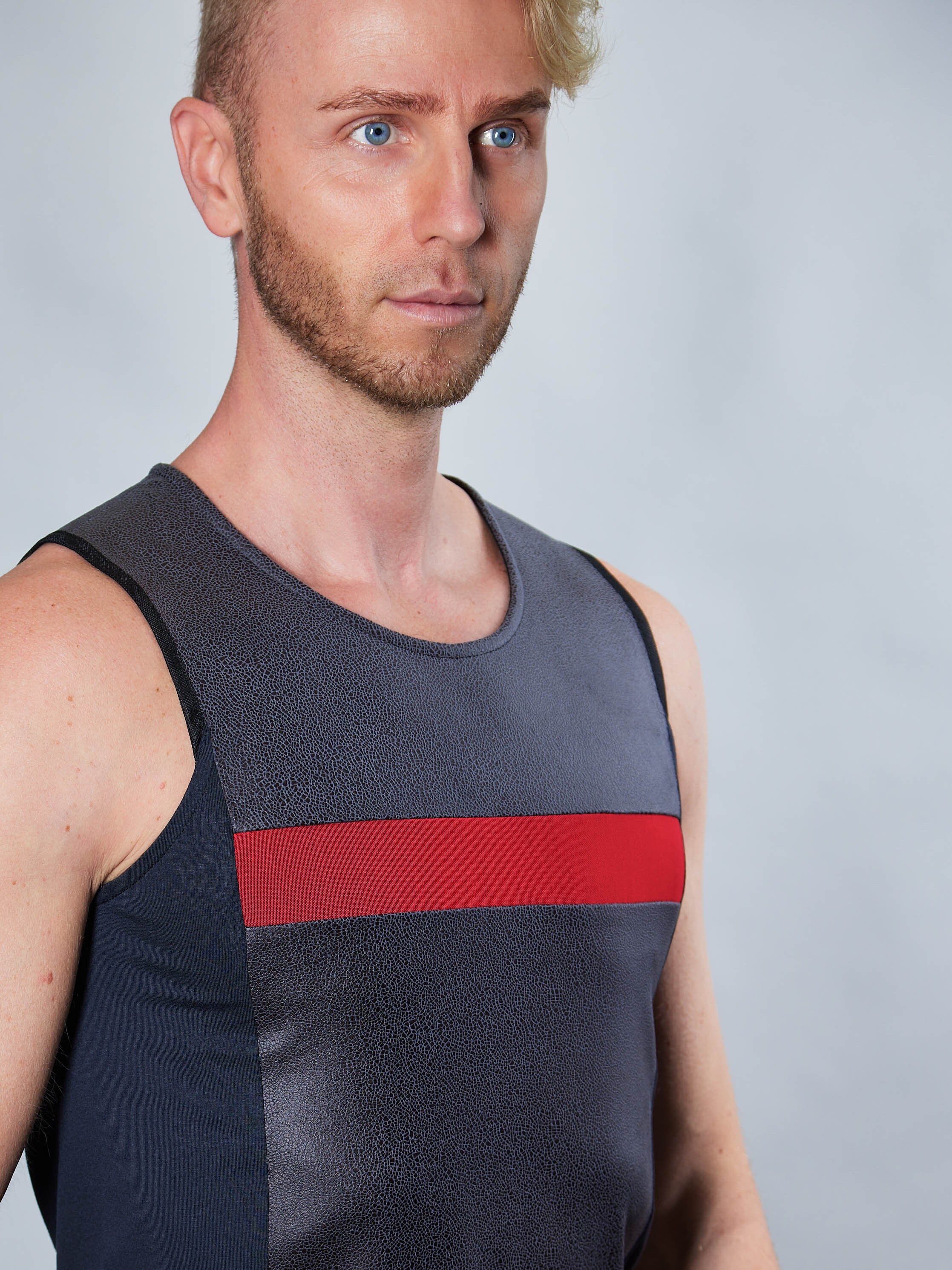 PT-RA8 S size Gray sleeveless shirt
