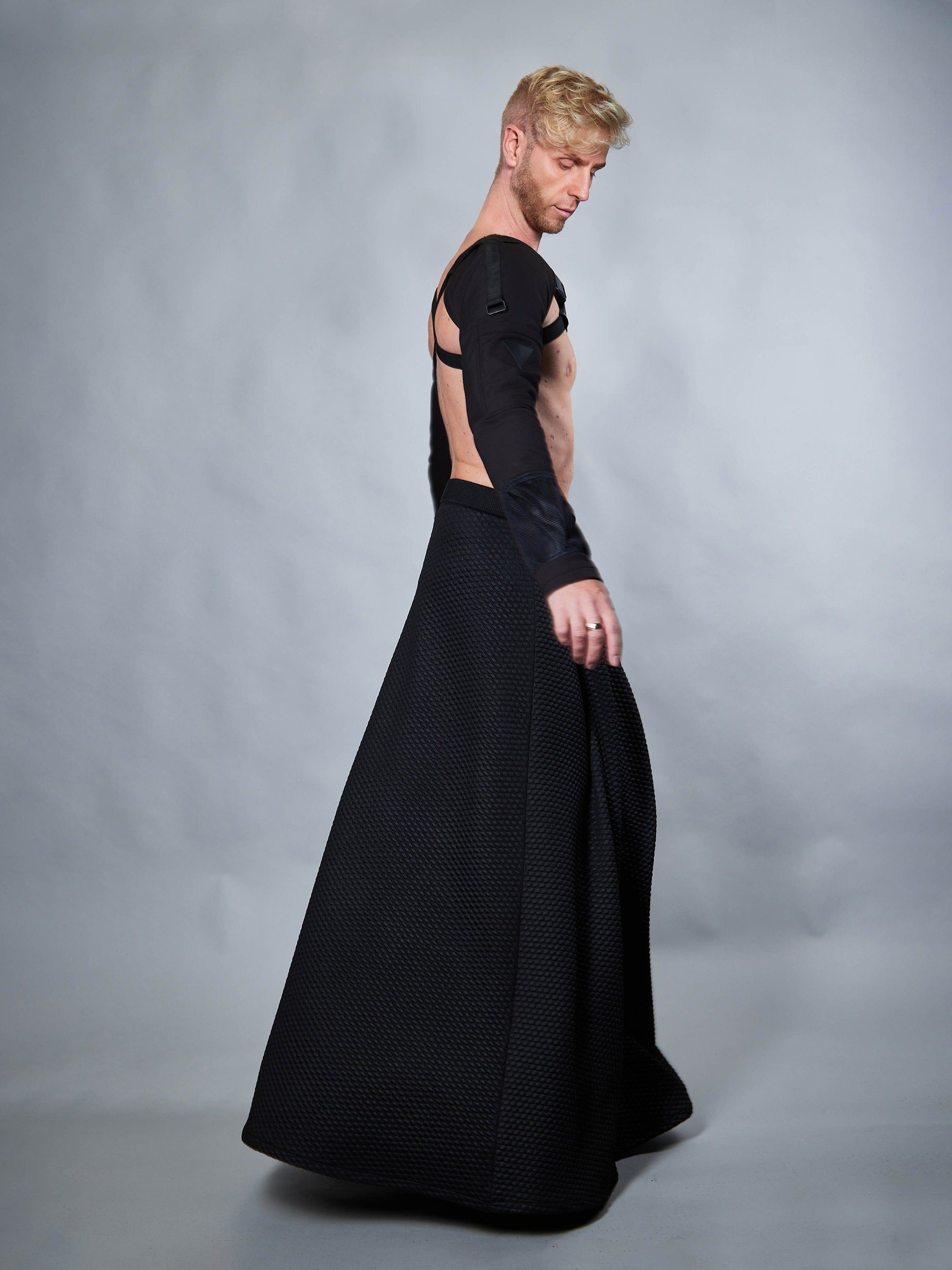 SK-C Black men's maxi skirt with hidden pocket