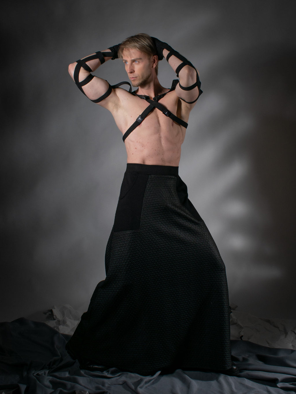 SH-EL Black elastic sleeve harness