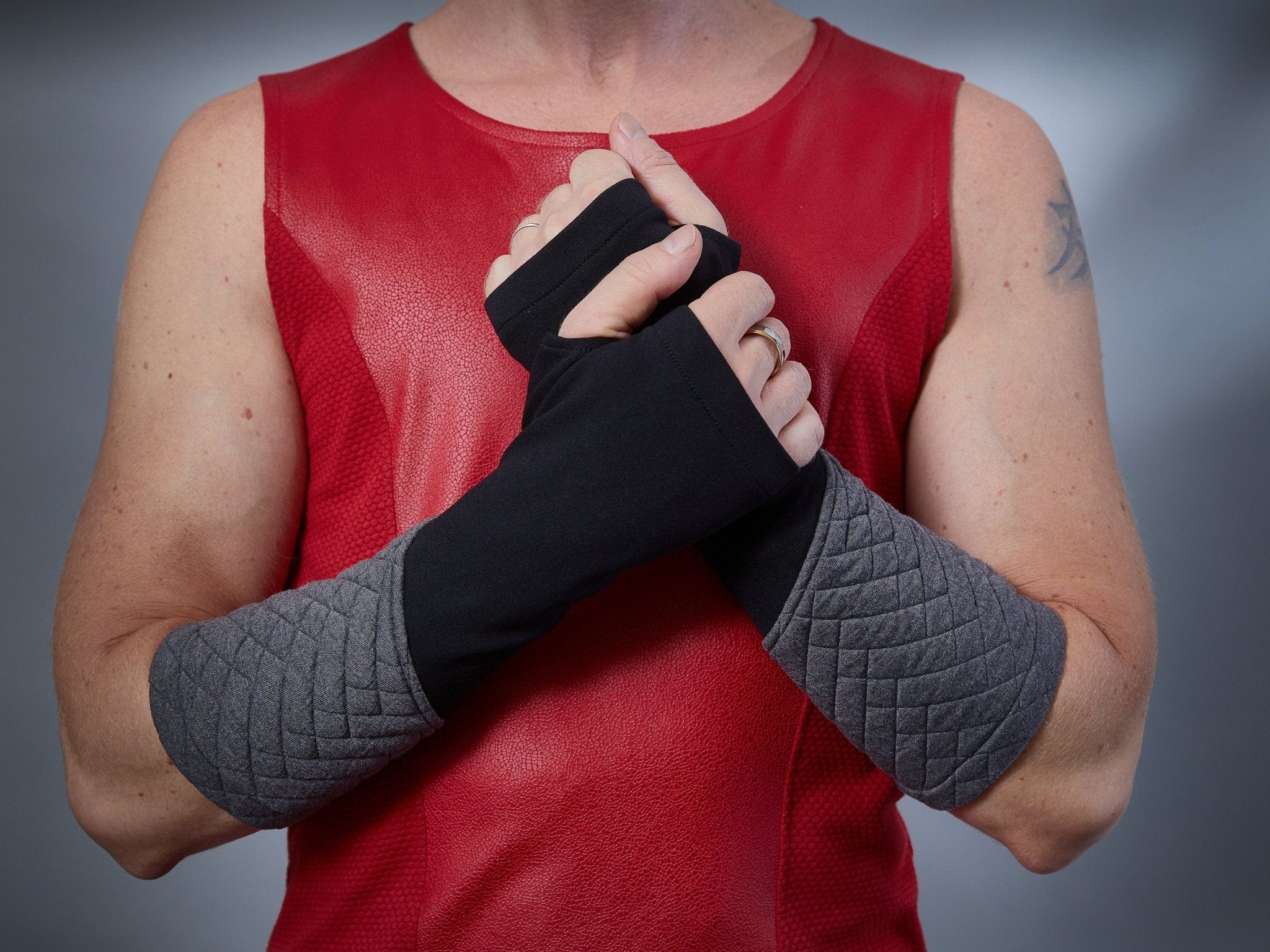 K-ARP Black arm warmers - zolnar