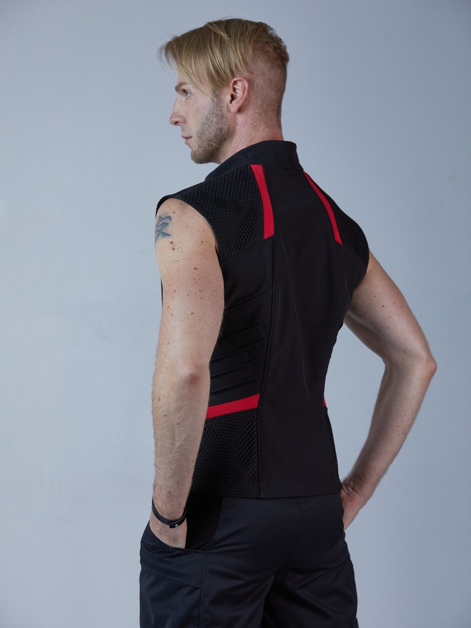 VD Black vest